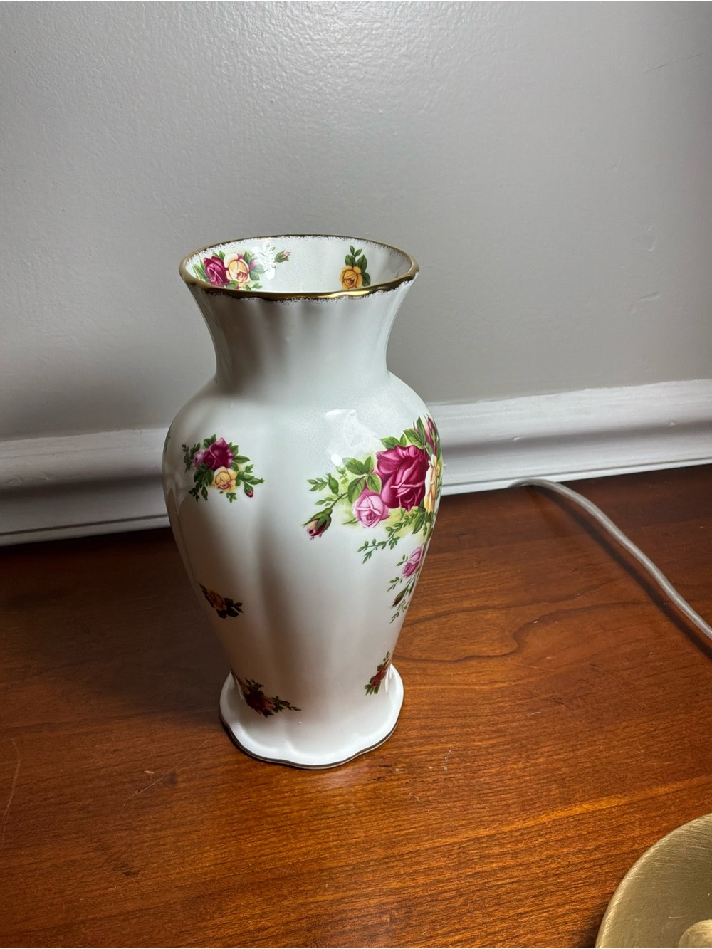 Vintage Royal Albert White Bone China  Vase with Pink and Yellow Rose Bouquets